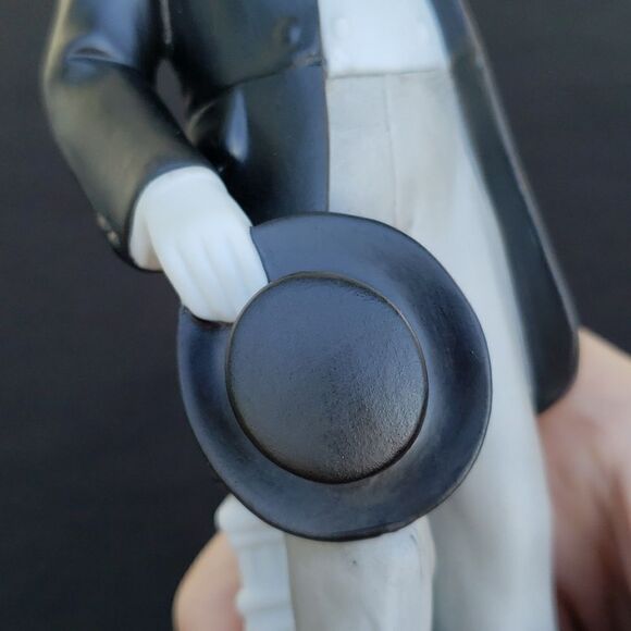 Vintage Homco Porcelain Man in Suit Tuxedo and Tie Tophat - #1479 "My William" - Picture 7 of 11